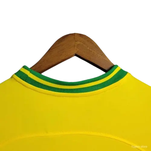 2022 Brazil Yellow Commemorative Edition Special Edition - Fan version Retro-footballkits