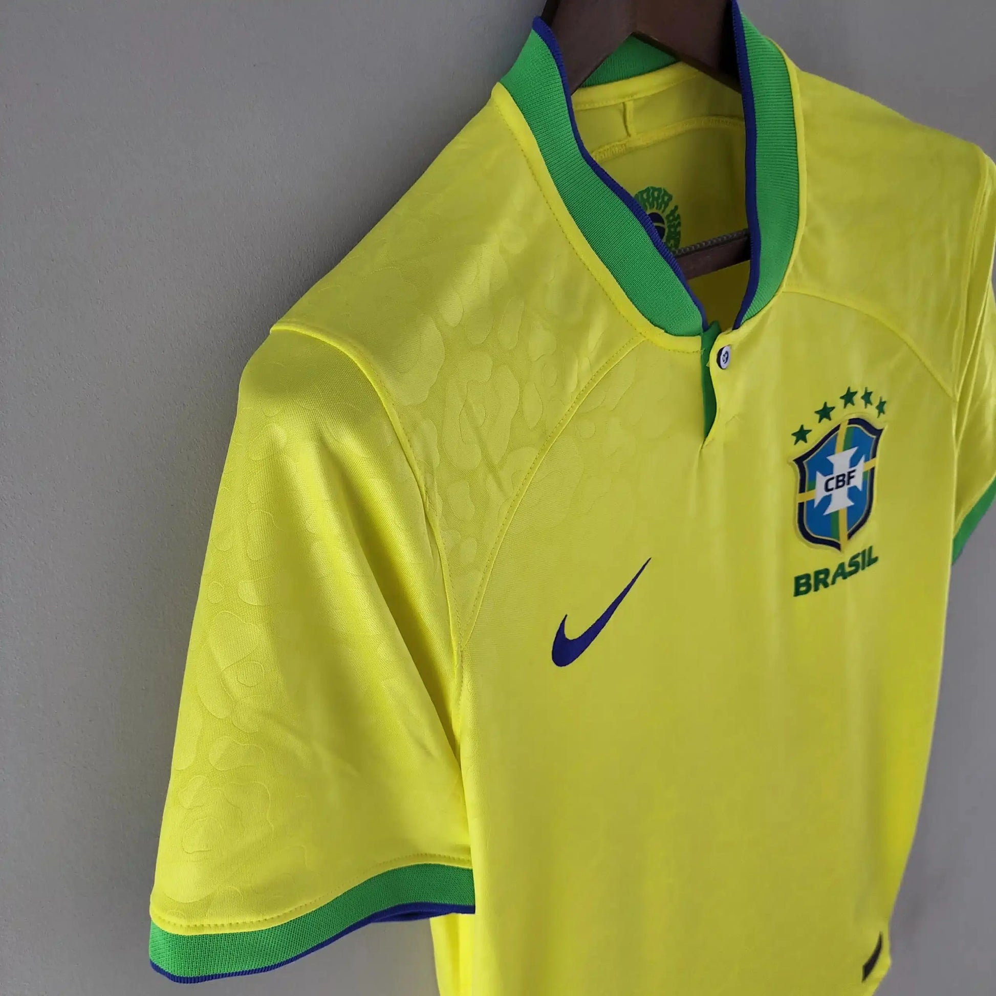 Brazil 22/23 Wolrd Cup Home Kit – Fan Version Retro-footballkits