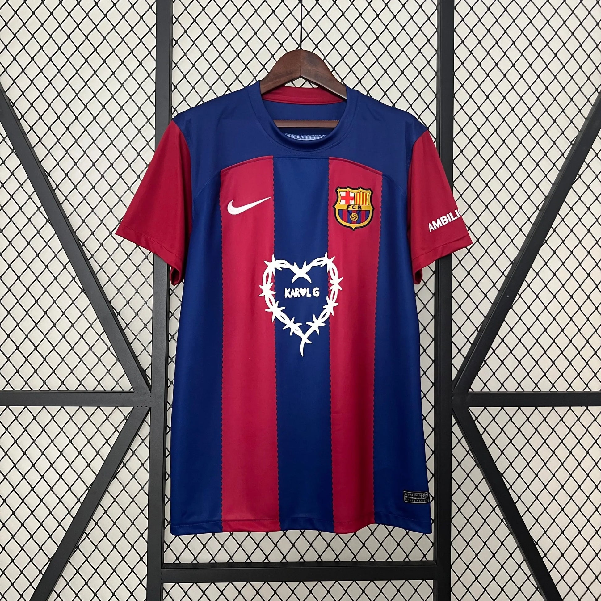 FC Barcelona 23/24 Karol G El Clásico Kit – Fan Version Retro-footballkits