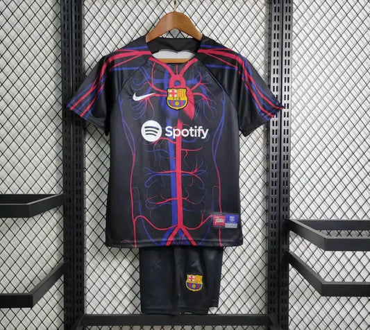 FC Barcelona 23/24 Patta- Kids Kit Retro-footballkits