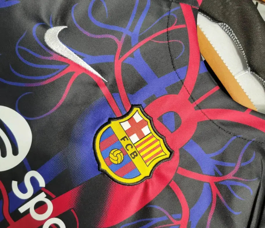 FC Barcelona 23/24 Patta- Kids Kit Retro-footballkits