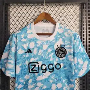 Ajax 23/24 Van Training Kit – Fan Version Retro-footballkits