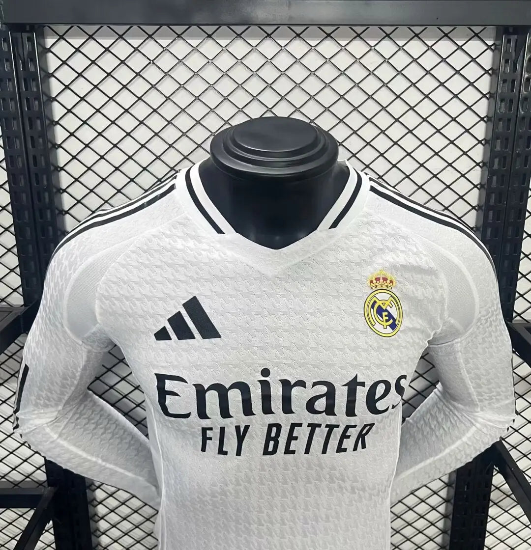 Real Madrid 24/25 Home Kit  – Player version Retro-footballkits