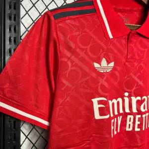 Real Madrid 24/25 Red kit – Fan Version Retro-footballkits