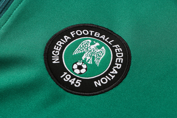 Nigeria 22-23 | Green Tracksuit Retro-footballkits