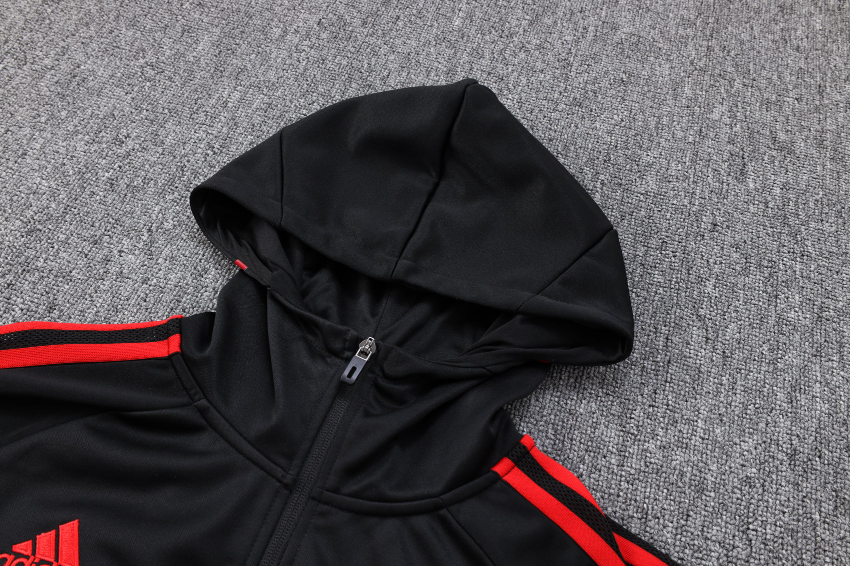 Bayern Munich 23-24 | Black | Tracksuit with Hat Retro-footballkits