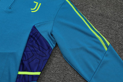 Juventus ‎22-23 | Blue | Tracksuit Retro-footballkits