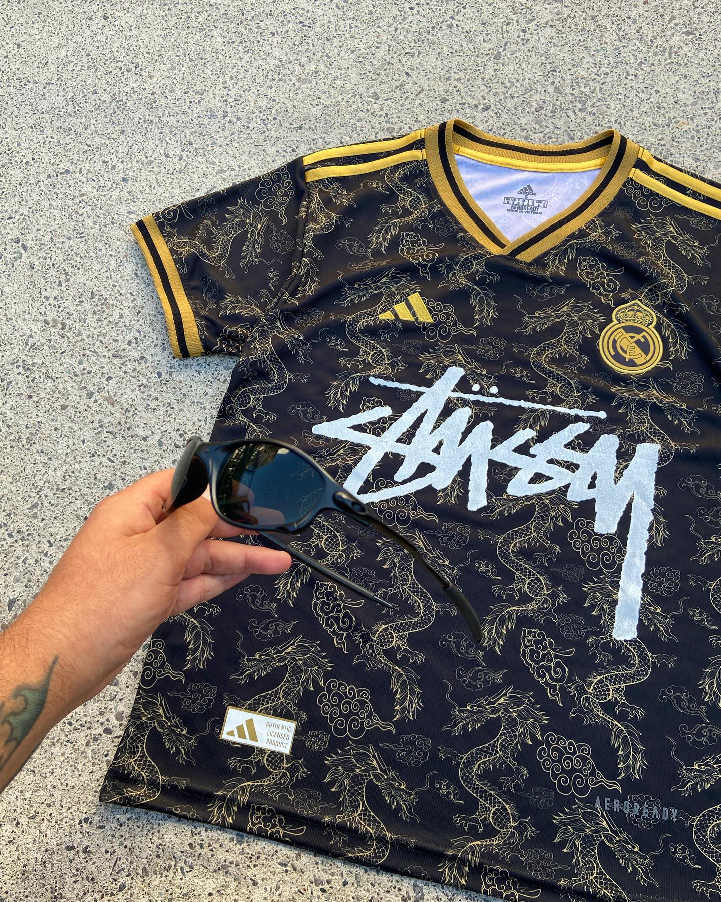 REAL MADRID Stussy Jersey - Chinese Dragon Edition Retro-footballkits