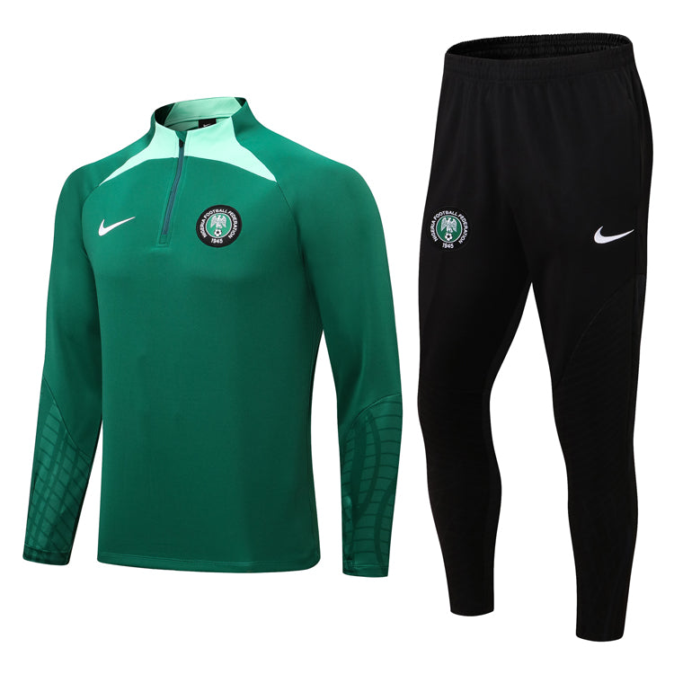 Nigeria 22-23 | Green Tracksuit Retro-footballkits